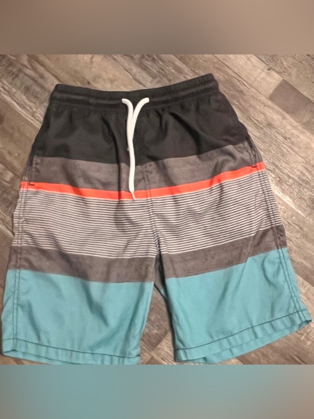 Boys Kailua Surf Swim Trunks UPF 50
Quick Dry, Lightweight 14/16